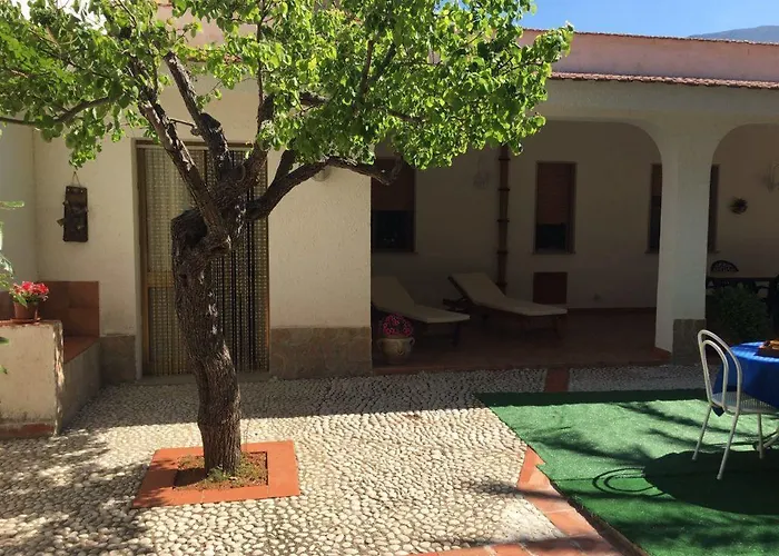 Zahra Casa Vacanze * Castelluzzo